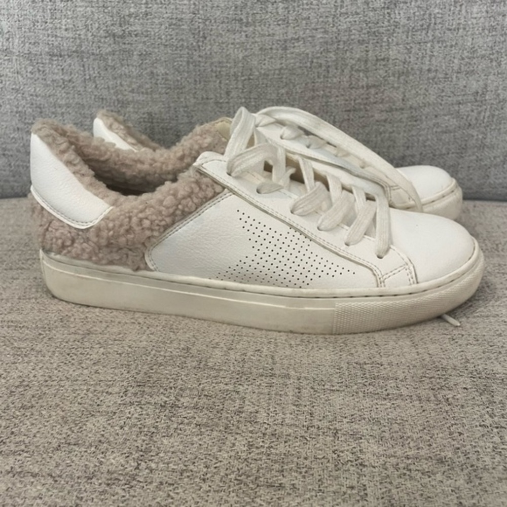Universal Thread Women' s White Nia Sherpa Heel Lined Star ggdb look Sneakers